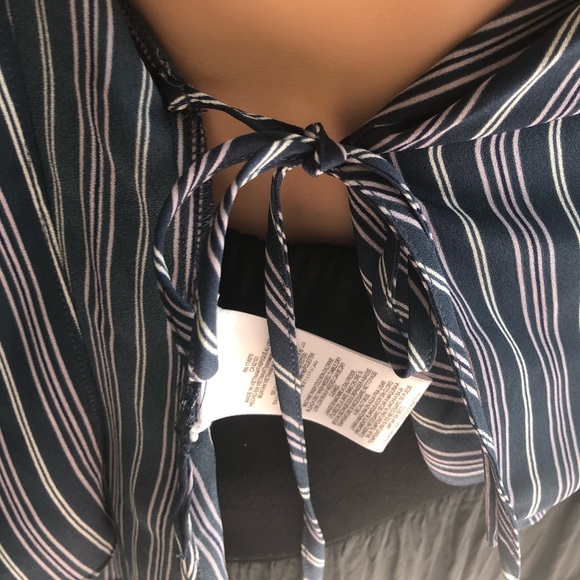 Striped Tie Wrap Blouse ( NEW) Beautiful - Picture 12 of 13